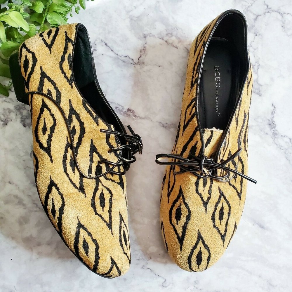 BCBGeneration Lesleigh Tan Suede Ikat Oxford Flats
